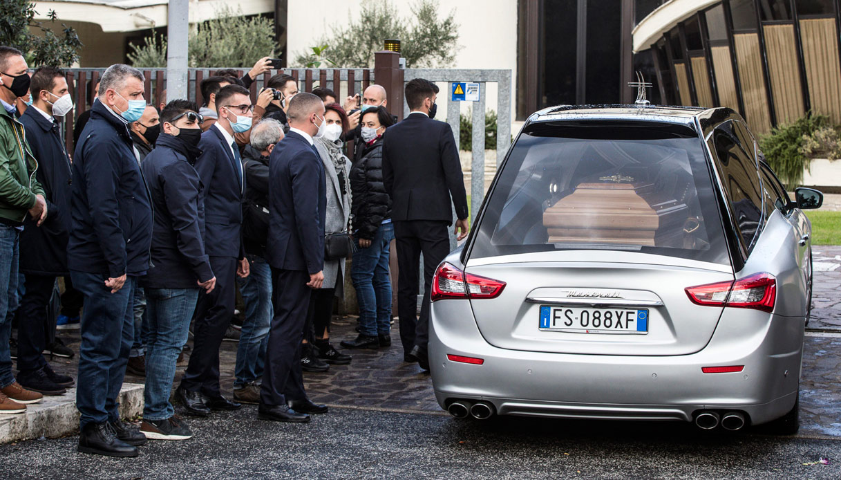 Roma: i funerali di Enzo Totti, il papà di Francesco