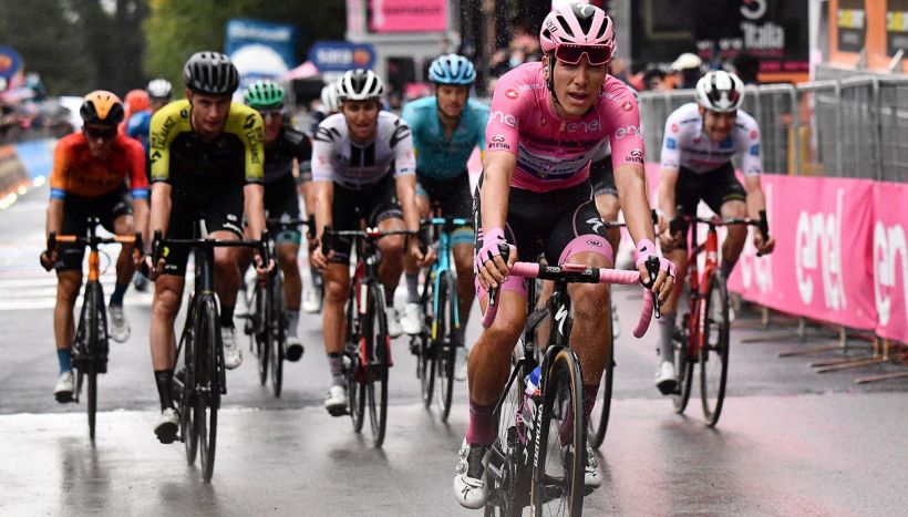 Giro d'Italia, a Matera volata grandiosa di Arnaud Demare