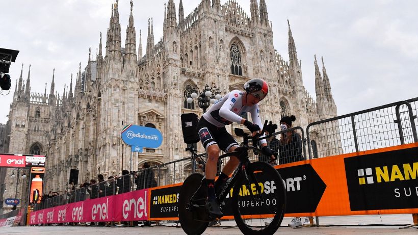 Giro d'Italia, Geoghegan Hart trionfa in extremis. Ganna maestoso