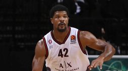 Kyle Hines promuove la nuova Olimpia