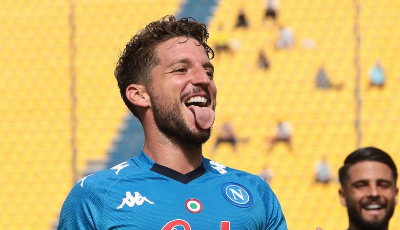 Mertens campione romantico, tifosi pazzi del post per Kat