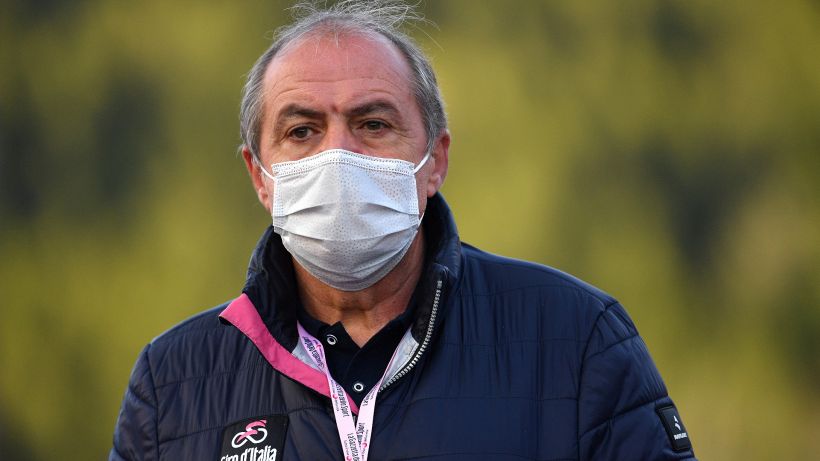 Giro d'Italia, la furia del patron contro la protesta dei corridori