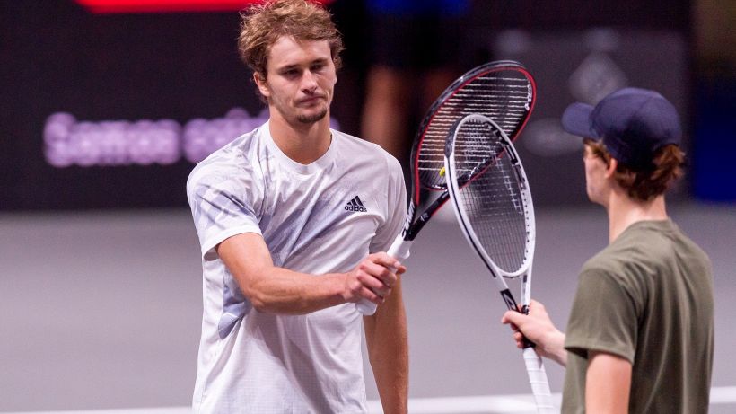 Zverev si prende la rivincita, Sinner ko