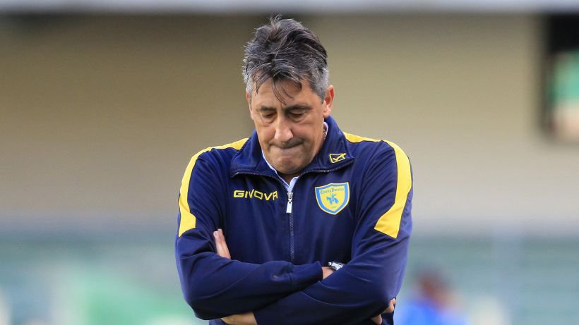 L'allenatore del Chievo amareggiato dopo il ko nei minuti di recupero contro il Lecce.