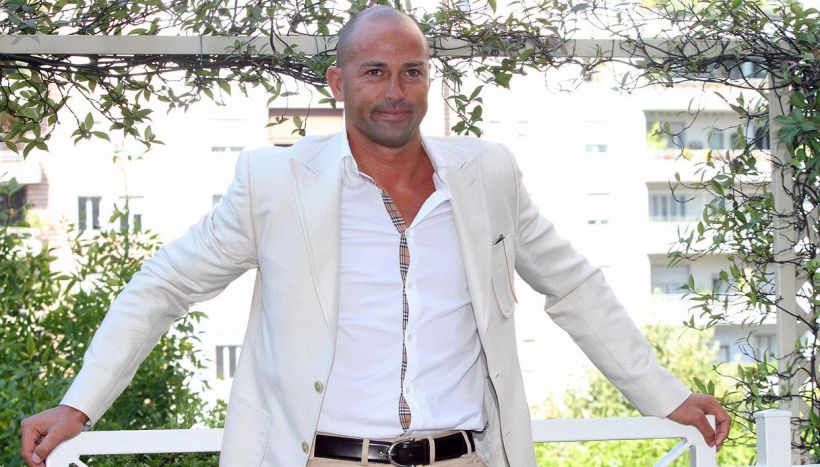 Stefano Bettarini torna nella casa del GF Vip: il presente