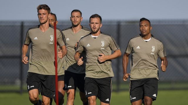 Juventus, un altro ex si scaglia contro Sarri