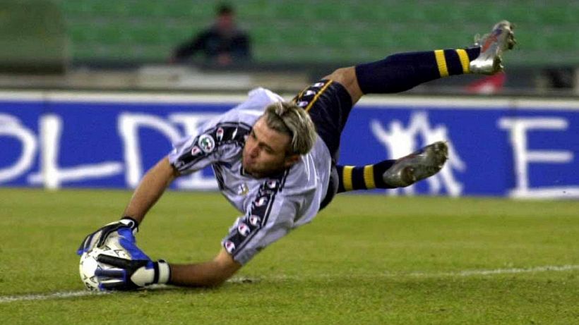 Parma, grande onore per l'ex Sebastien Frey