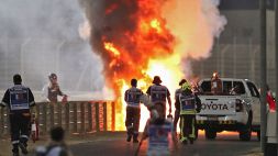 F1: auto in fiamme, Grosjean salvo per miracolo