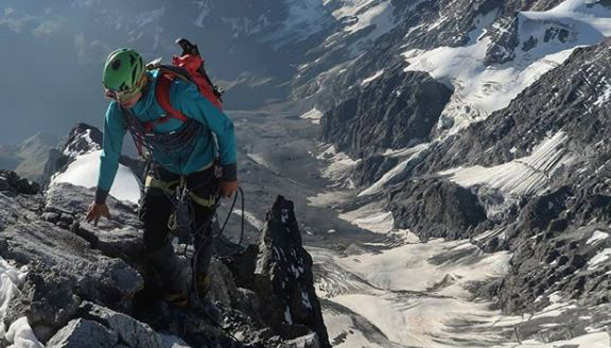Hannes Hofer, la passione per la montagna: snowboard e climbing