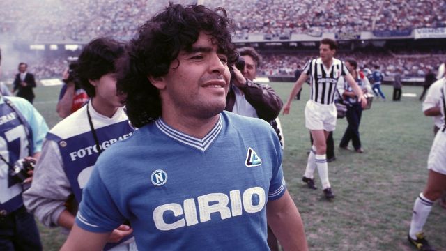 Maradona è morto, le reazioni: il dolore del Napoli e di Pelé