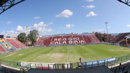 La Reggina è salva, ma è lotta contro il tempo per l'iscrizione