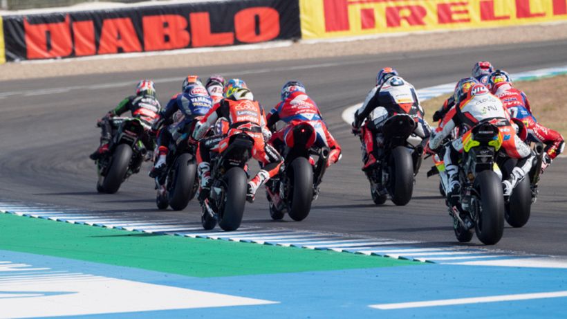 Superbike, ecco il nuovo calendario: una gara in Italia