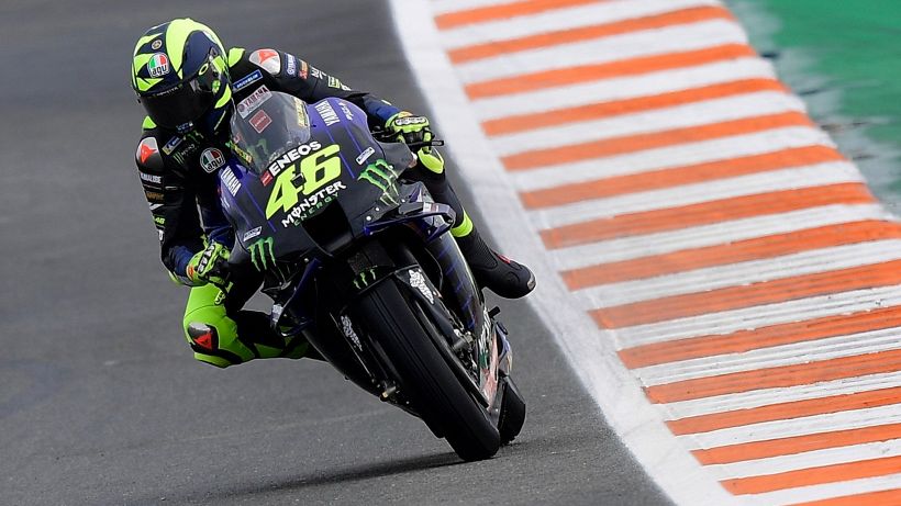 MotoGp: Pol Espargarò in pole. Obiettivo rimonta per Valentino Rossi