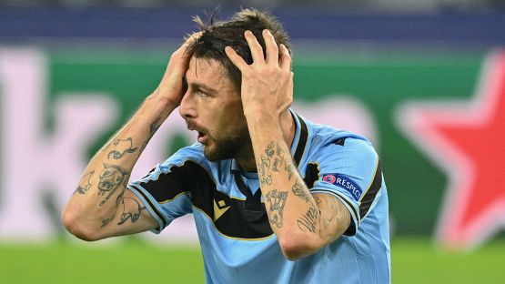 Roma-Lazio, Acerbi k.o: "Farò la risonanza per essere sicuro non sia nulla di grave"