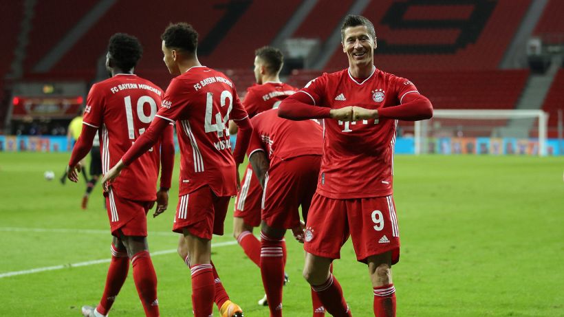 Bundesliga: il Bayern vince in extremis e torna in testa