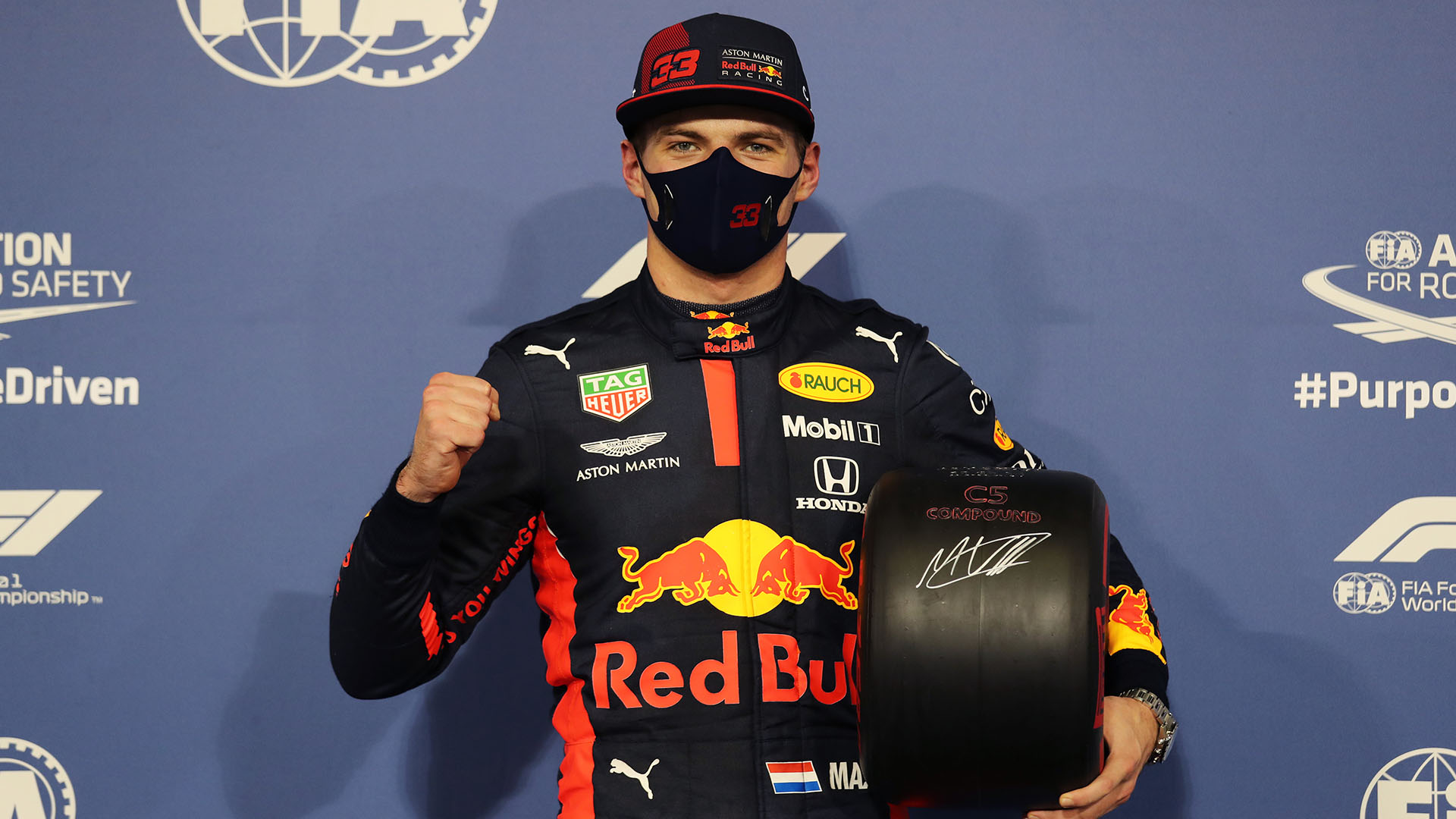 F1: Pole position per Max Verstappen, le foto
