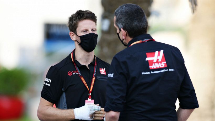 Grosjean: "Ancora limitato nei movimenti del pollice"