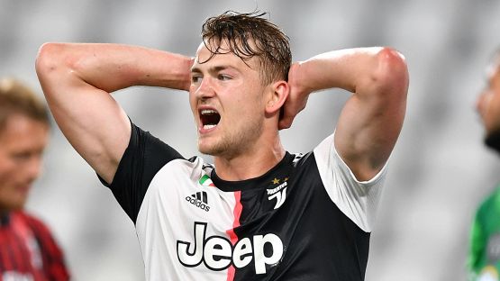 Rimpianto Koeman su De Ligt: "Peccato che sia alla Juve"