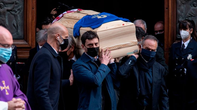 Addio a Paolo Rossi, la moglie commossa: "Incredibile affetto"