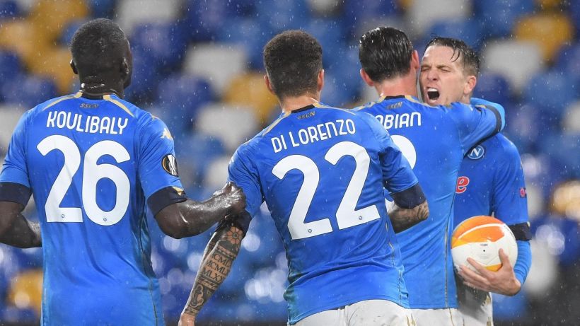 Europa League: il Napoli si qualifica, ko indolore per la Roma