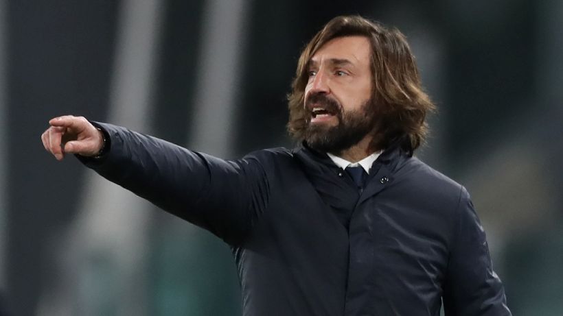 Juve, Pirlo fa inversione: sui social si scatena la polemica