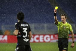 Juve-Genoa, tutti gli errori dell’arbitro Chiffi rivisti alla moviola