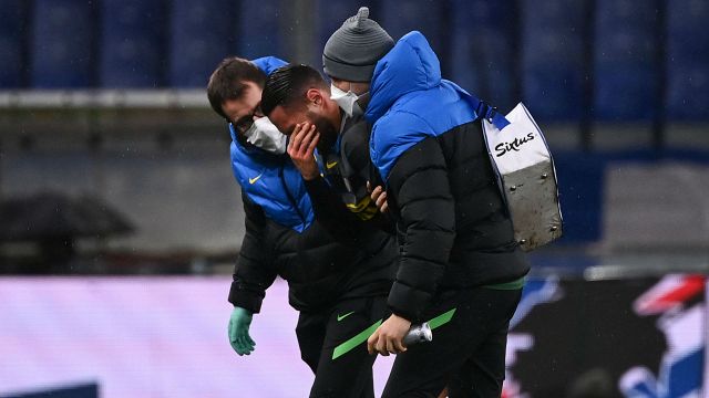 Inter, D'Ambrosio: si teme lesione dei legamenti del ginocchio