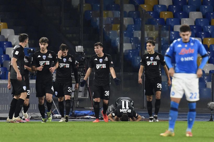 Capuano: Asl di Napoli falsa campionato e coppa, bufera social