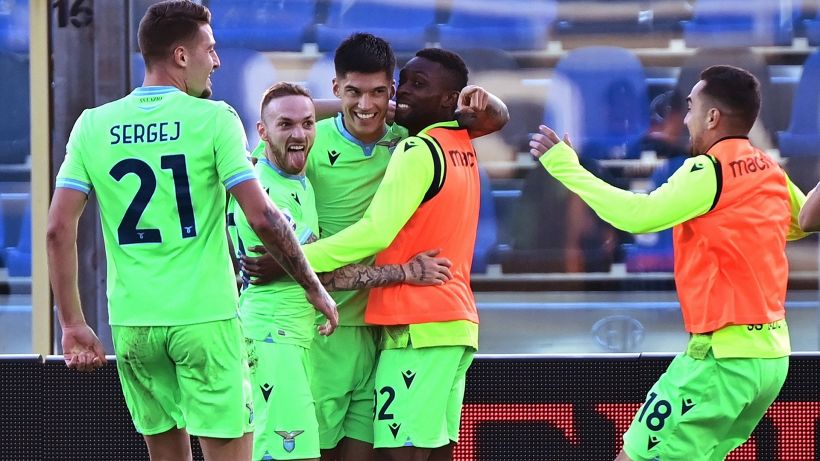 Serie A: colpaccio della Lazio a Bergamo, tris del Genoa