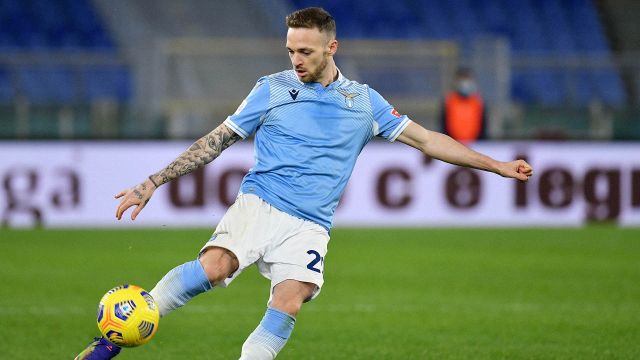 Lazzari: "Il derby la mia miglior partita nella Lazio"