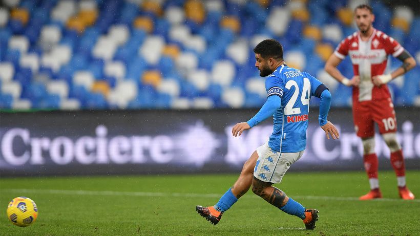 Napoli, i tifosi sostengono Insigne