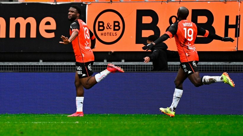 Moffi beffa il PSG allo scadere: nel 2019 giocava in Lituania