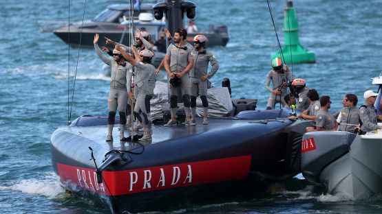Prada Cup: Luna Rossa vola in finale, le foto