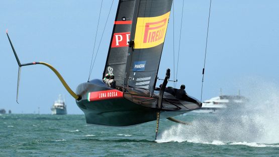 Prada Cup: Luna Rossa vola sul 2-0, le foto