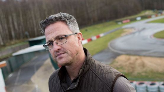 Ralf Schumacher punge Lewis Hamilton