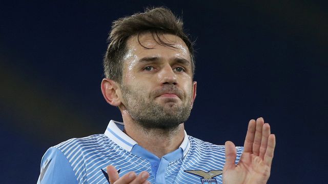 Lazio: un anno dopo si rivede in campo il capitano