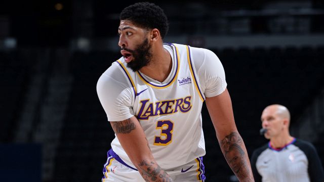 NBA: Lakers vincenti nel segno di Davis