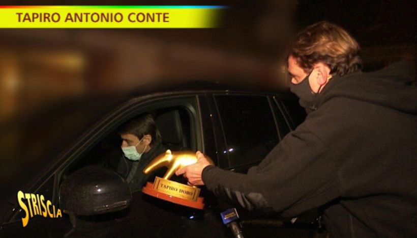 La lite con Agnelli gli porta anche il Tapiro, Conte infastidito