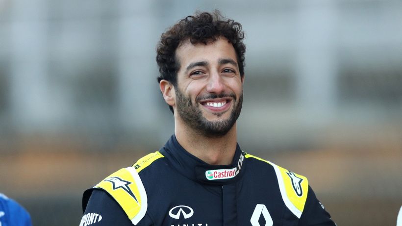 F1, Ricciardo: “Adattarsi al cockpit McLaren non è stato semplice”