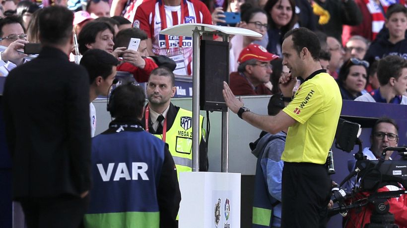 Europa League: designati gli arbitri dei sedicesimi di finale