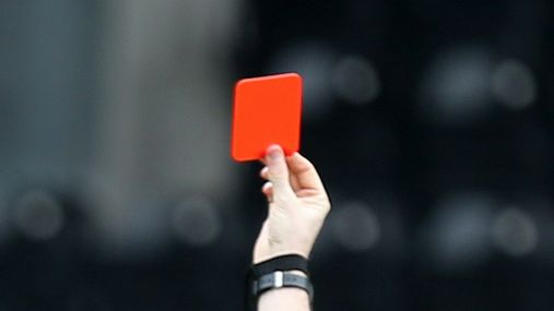 Arbitri minacciati: il calcio uruguaiano si ferma