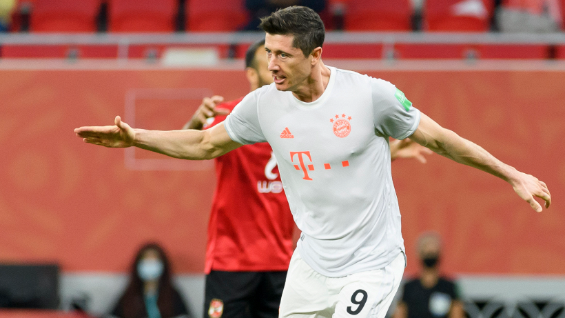 Lewandowski trascina il Bayern: 0-2 all'Al-Ahly, è in finale al Mondiale per Club