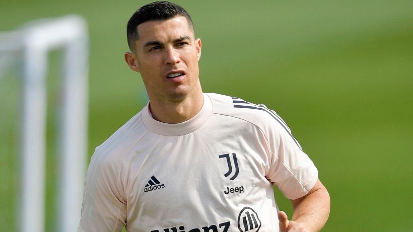 Juve, Cristiano Ronaldo rompe il silenzio: non mancano le frecciate