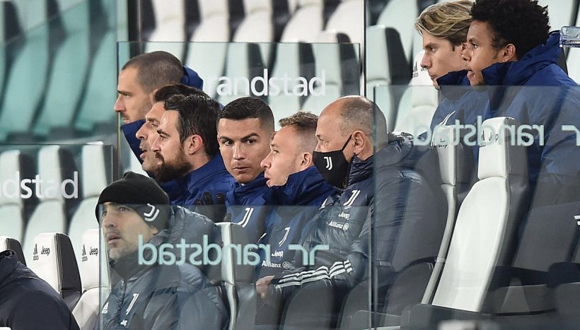 Cristiano Ronaldo e il fastidio per la panchina in Juve-Lazio