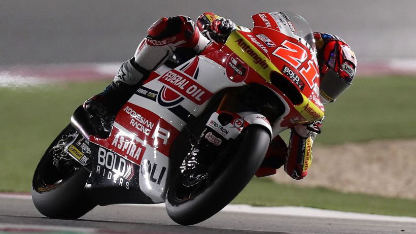 Moto2, Lowes stravince a Losail. Podio con dedica per Di Giannantonio