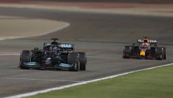 F1,Bahrain: perché Verstappen ha lasciato la posizione a Hamilton
