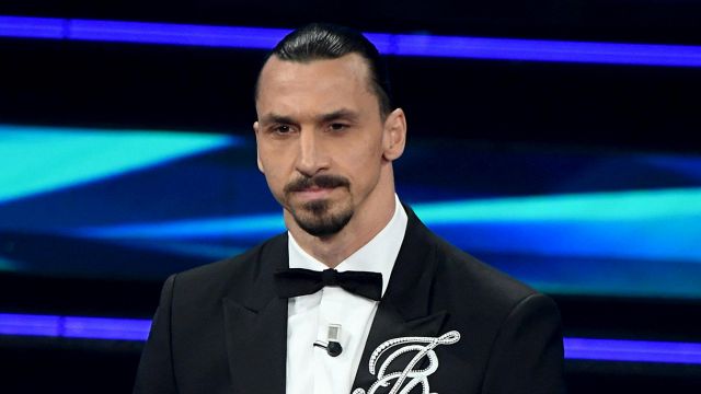 Ibra moves with words and applause for Astori