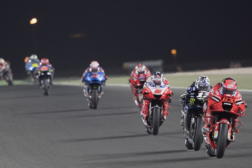 MotoGp Doha: Quartararo vince su Zarco e Martin. Rossi male