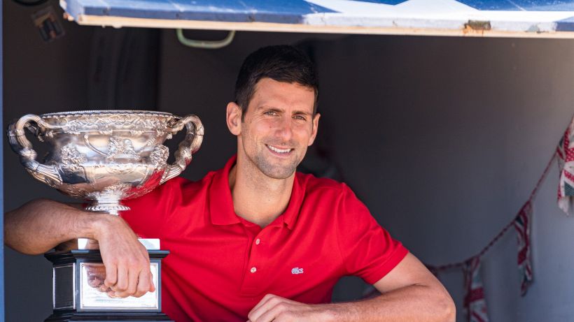 Tennis, il padre di Djokovic: "È già il migliore di tutti i tempi"