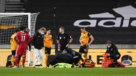 Wolverhampton, botta in testa per Rui Patricio: portato fuori in barella